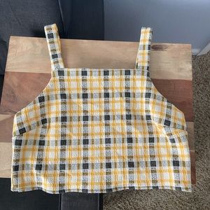 Plaid top with zipper back Size: L